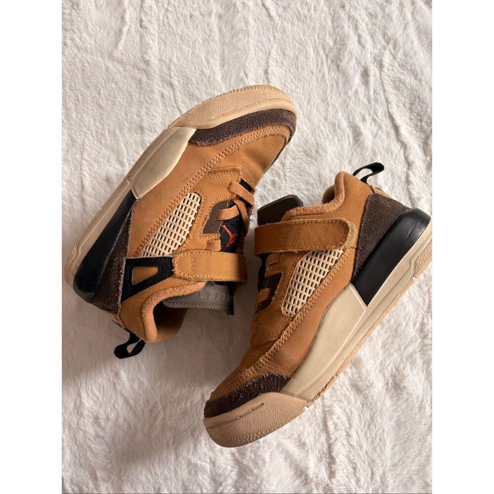 Jordan Spizike Low PS 'Flax'  Kids Size 1.5 Y